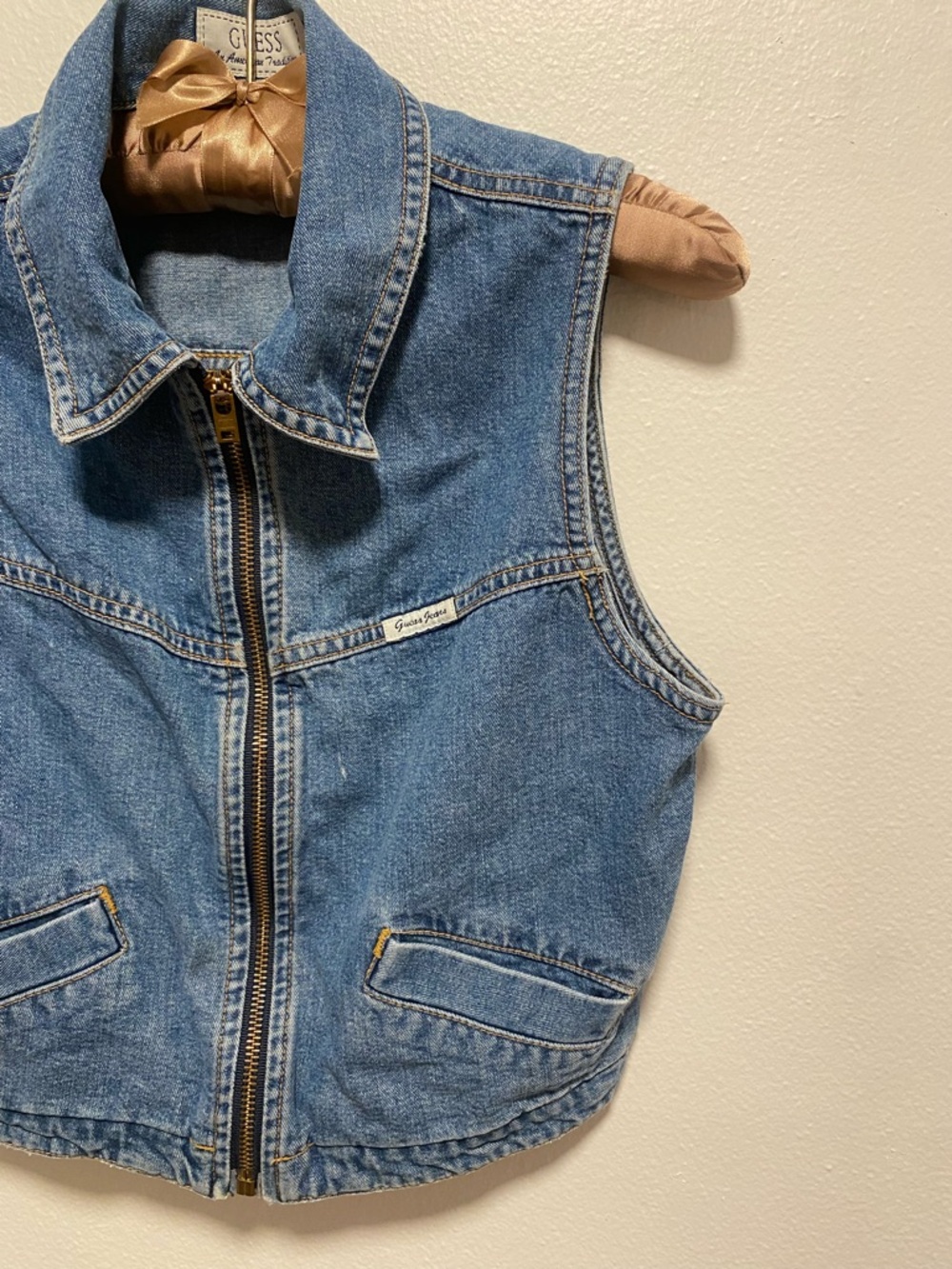 1990s Vintage Guess Blue Denim Cropped Zipper Vest - Picture 3 of 7